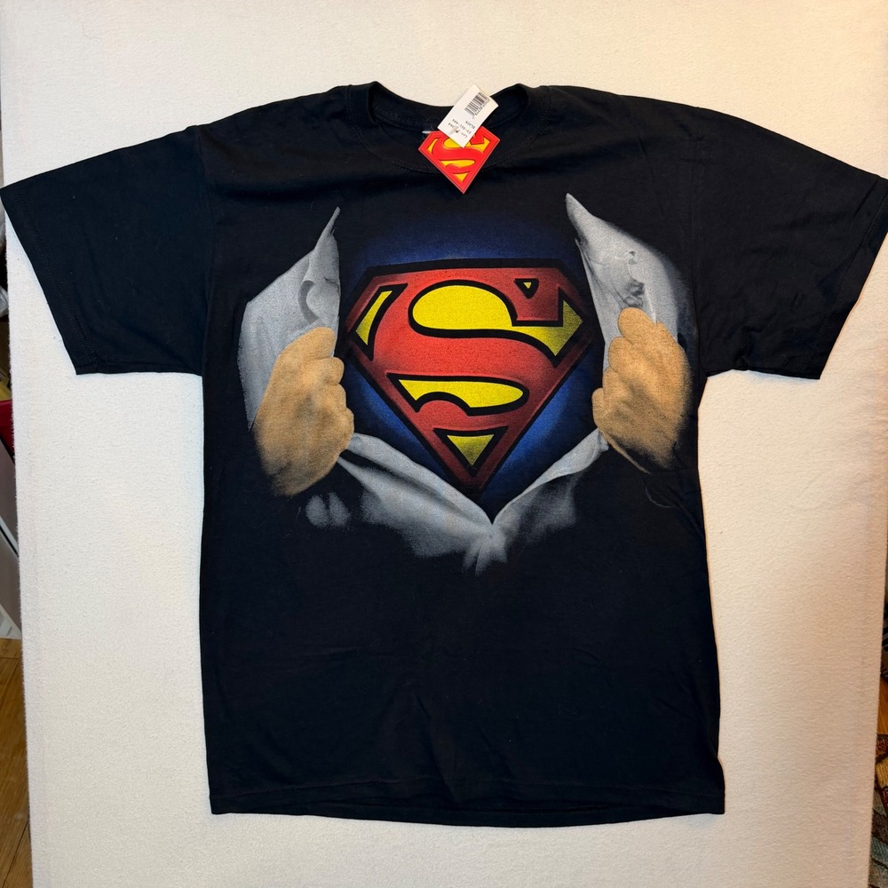 DC Comics Superman Shield Tearing Shirt Graphic Tee Black Mens Medium NWT